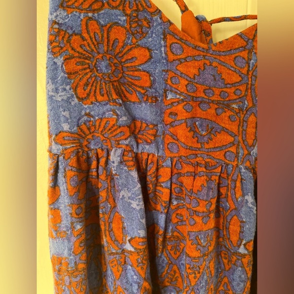 Urban Outfitters romper - Picture 2 of 13